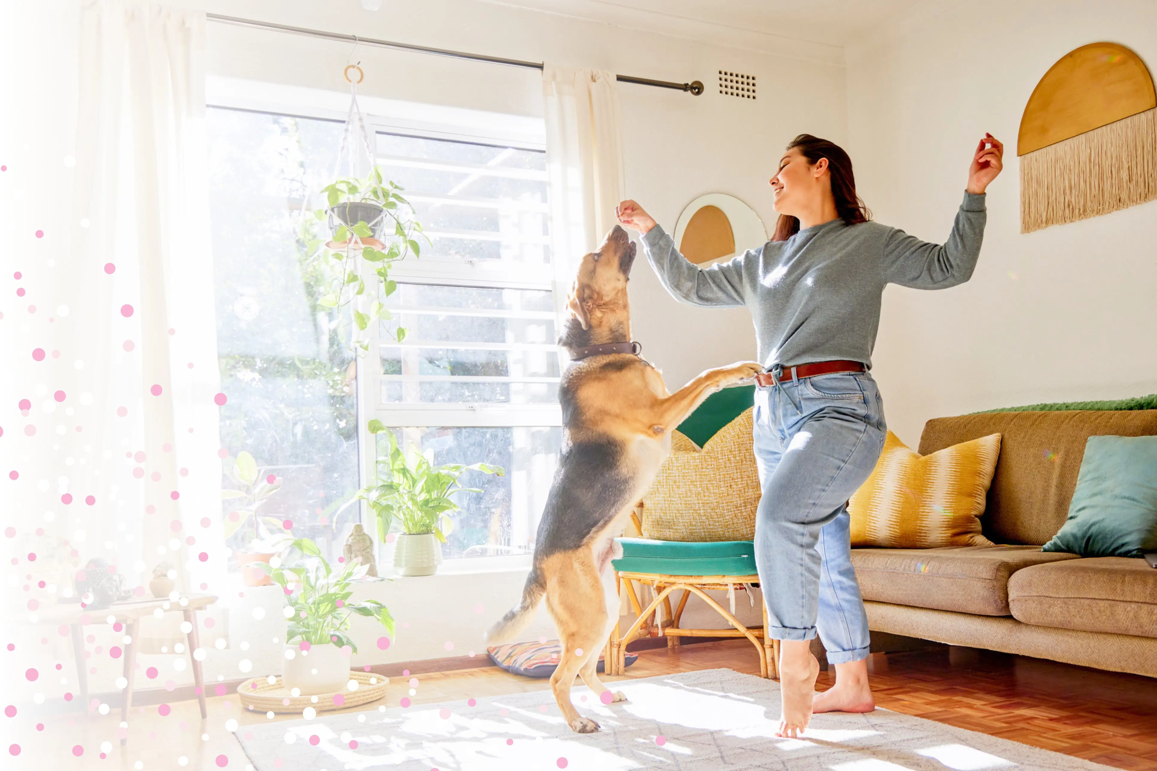 Dansende vrouw met hond